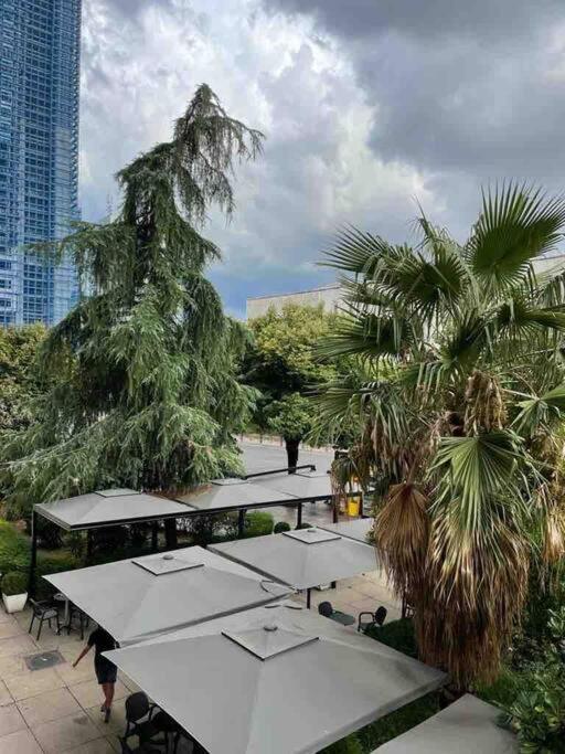 Apartment In Skanderbeg Square - Tirana Center 1 Екстериор снимка
