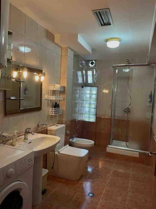 Apartment In Skanderbeg Square - Tirana Center 1 Екстериор снимка