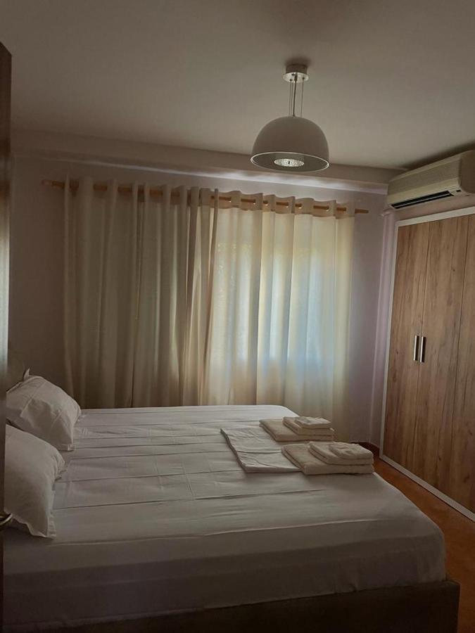 Apartment In Skanderbeg Square - Tirana Center 1 Екстериор снимка