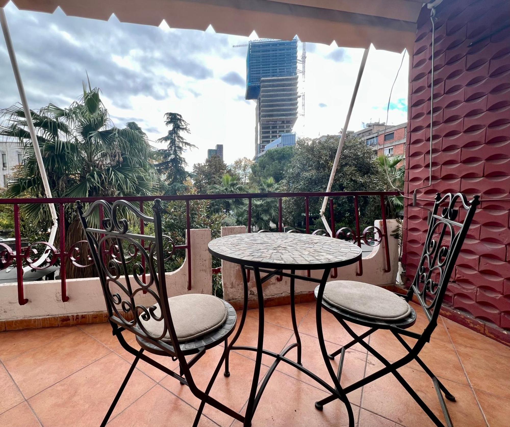 Apartment In Skanderbeg Square - Tirana Center 1 Екстериор снимка